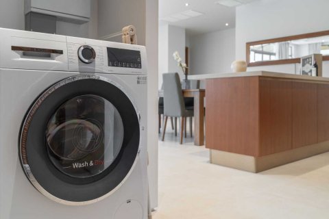 House in Bang Tao, Thailand 3 bedrooms № 153834 - photo 11