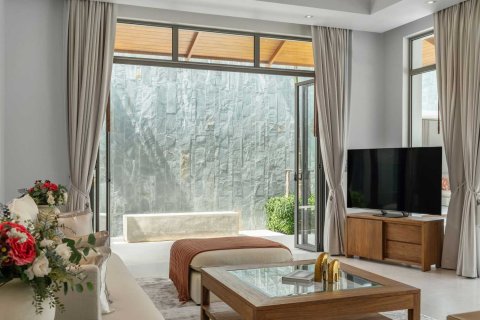 House in Bang Tao, Thailand 3 bedrooms № 153834 - photo 8