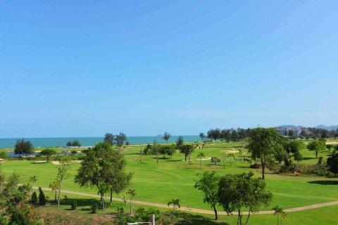Condo in Hua Hin, Thailand, 1 bedroom № 204293 - photo 26
