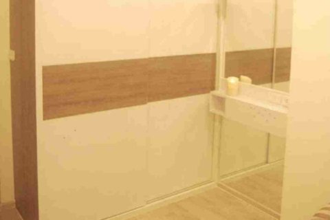 Condo in Thonburi, Bangkok, Thailand, 1 bedroom № 183618 - photo 8