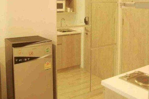 Condo in Thonburi, Bangkok, Thailand, 1 bedroom № 183618 - photo 7