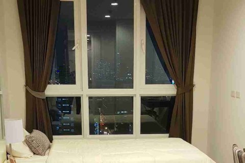 Condo in Bangkok, Thailand, 2 bedrooms  № 183619 - photo 8