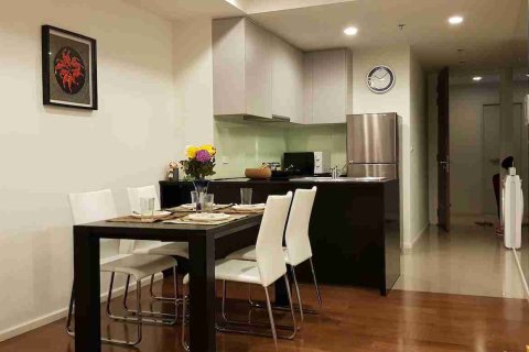 Condo in Bangkok, Thailand, 2 bedrooms  № 183619 - photo 11