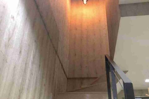 Condo in Bangkok, Thailand, 2 bedrooms № 183617 - photo 7