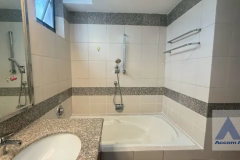 Кондоминиум с 3 спальнями в Клонг Тоэй, Бангкок, Таиланд № 215216 - фото 16