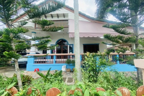 Дом в Паттайе, Таиланд с 4 комнатами № 155563 - фото 1