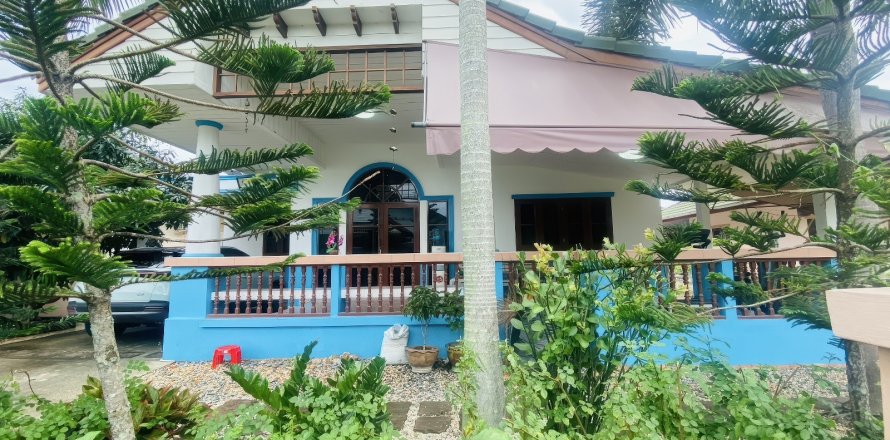 Дом в Паттайе, Таиланд с 4 комнатами № 155563