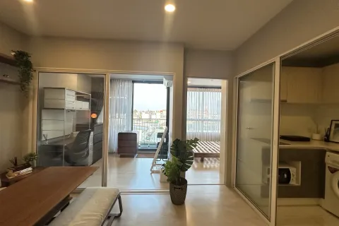 Studio in the Condo in Phra Khanong, Bangkok, Thailand  № 169291 - photo 9