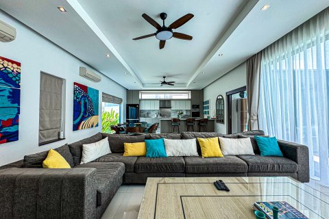 Villa in Phuket, Thailand 4 bedrooms № 169292 - photo 30