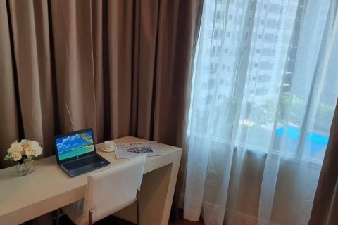 Studio dans le Condo à Khlong Toei, Bangkok, Thaïlande  № 169289 - photo 7