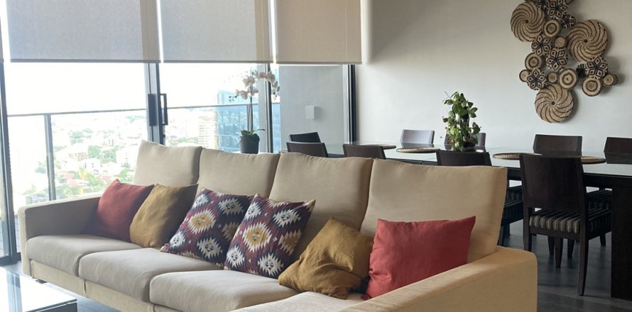 Condo à Watthana, Bangkok, Thaïlande, 3 chambres № 200657