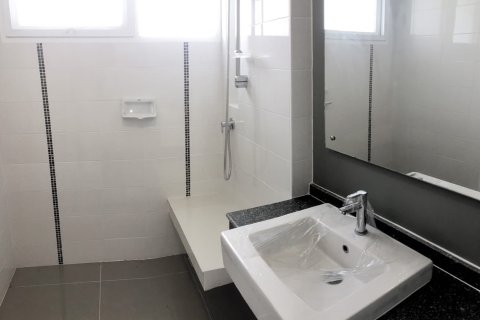 House in Nakhon Ratchasima, Thailand 3 bedrooms № 147758 - photo 10