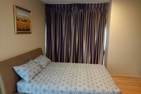 Студия в кондо в Клонг Тоэй, Бангкок, Таиланд № 147762 - фото 2