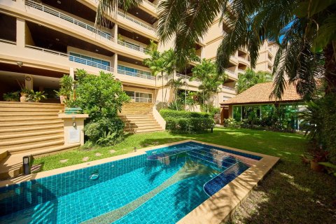 Condo in Pattaya, Thailand, 3 bedrooms  № 168879 - photo 29