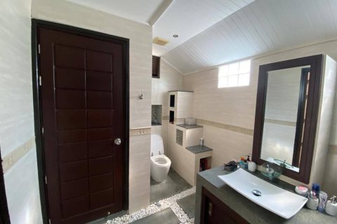 Villa in Ko Samui, Thailand 2 bedrooms № 168875 - photo 13