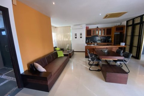 Villa in Ko Samui, Thailand 2 bedrooms № 168875 - photo 18