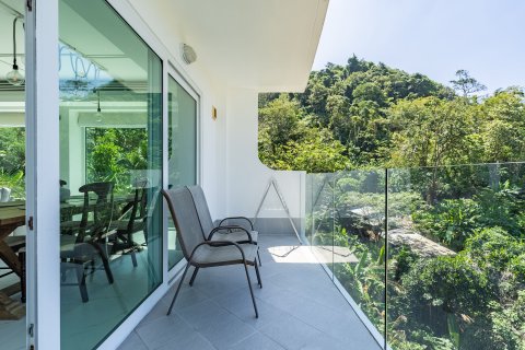 Condo in Phuket, Thailand, 2 bedrooms  № 168876 - photo 12