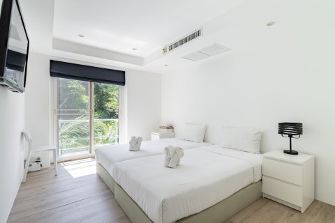 Condo in Phuket, Thailand, 2 bedrooms  № 168876 - photo 21