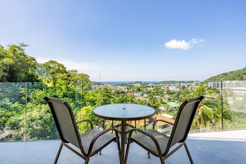 Condo in Phuket, Thailand, 2 bedrooms  № 168876 - photo 11