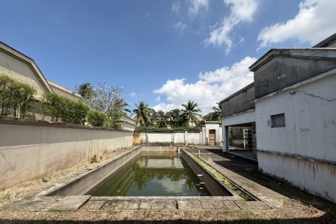 Villa in Phuket, Thailand 4 bedrooms № 168878 - photo 2