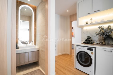 Condo in Pattaya, Thailand, 2 bedrooms № 154502 - photo 7