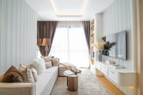 Condo in Pattaya, Thailand, 2 bedrooms № 154502 - photo 1