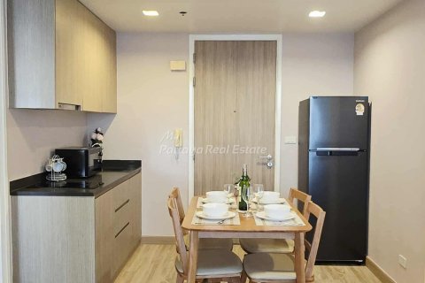 Condo à Bang Lamung, Thaïlande, 2 chambres № 154504 - photo 5