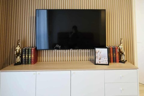 Condo à Bang Lamung, Thaïlande, 2 chambres № 154504 - photo 3