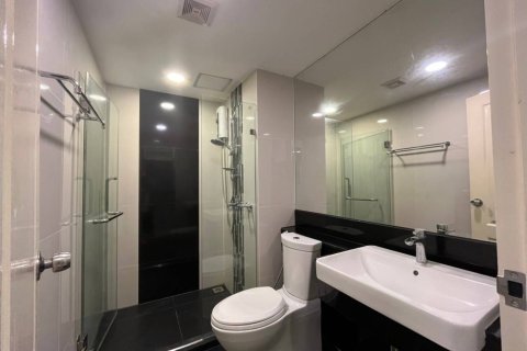 Studio in the Condo in Khlong San, Bangkok, Thailand  № 173789 - photo 4