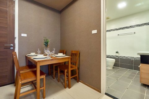 Condo in Chiang Mai, Thailand, 2 bedrooms  № 169102 - photo 6