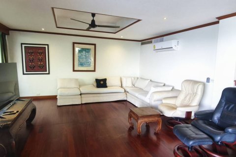 Condo à Pattaya, Thaïlande, 3 chambres № 169103 - photo 2