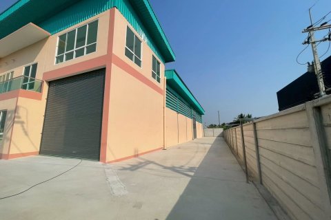 Warehouse in Sam Phran, Thailand № 169101 - photo 4
