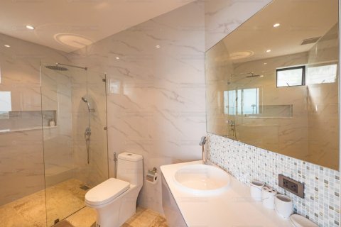 Villa on Chaweng Beach, Ko Samui, Thailand 3 bedrooms № 179983 - photo 14