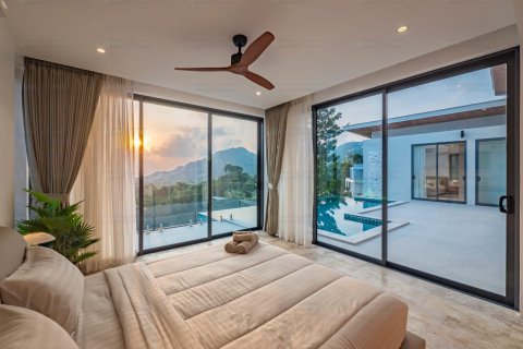 Villa on Chaweng Beach, Ko Samui, Thailand 3 bedrooms № 179983 - photo 11