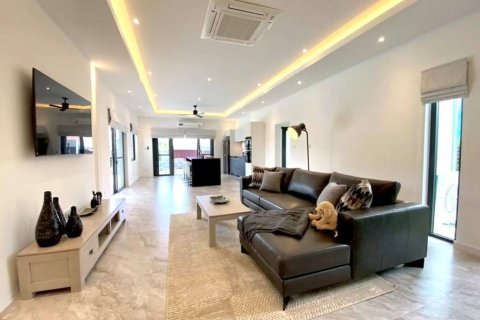 Villa in Hua Hin, Thailand 3 bedrooms № 176820 - photo 6