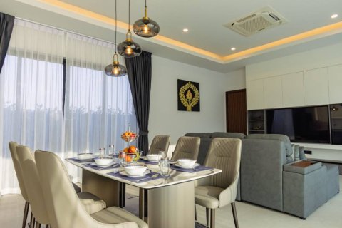 Villa in Hua Hin, Thailand 3 bedrooms № 176821 - photo 7