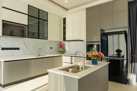 Villa in Hua Hin, Thailand 3 bedrooms № 176821 - photo 9
