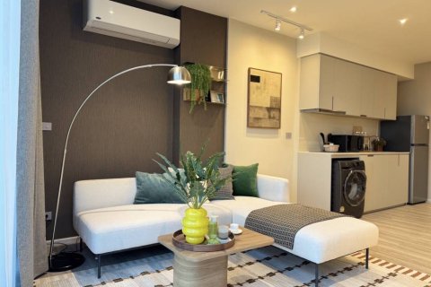 Condo in Hua Hin, Thailand, 2 bedrooms  № 176822 - photo 2