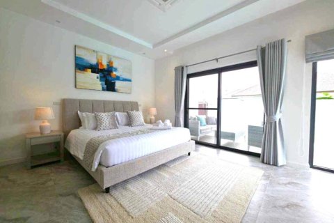 Villa in Hua Hin, Thailand 3 bedrooms № 176818 - photo 10