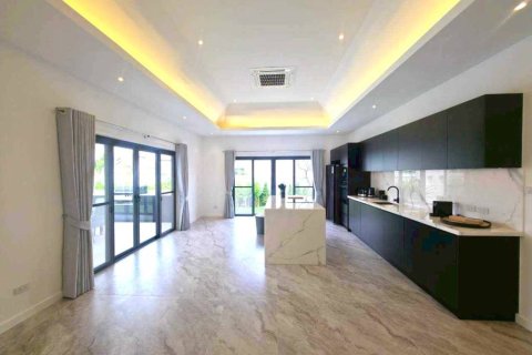 Villa in Hua Hin, Thailand 3 bedrooms № 176818 - photo 5