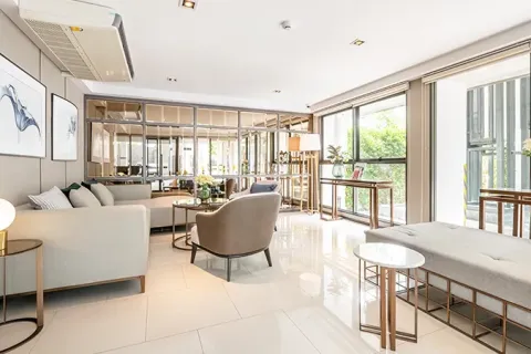 Кондоминиум с 2 спальнями в Пхракханонге, Бангкок, Таиланд № 149224 - фото 1