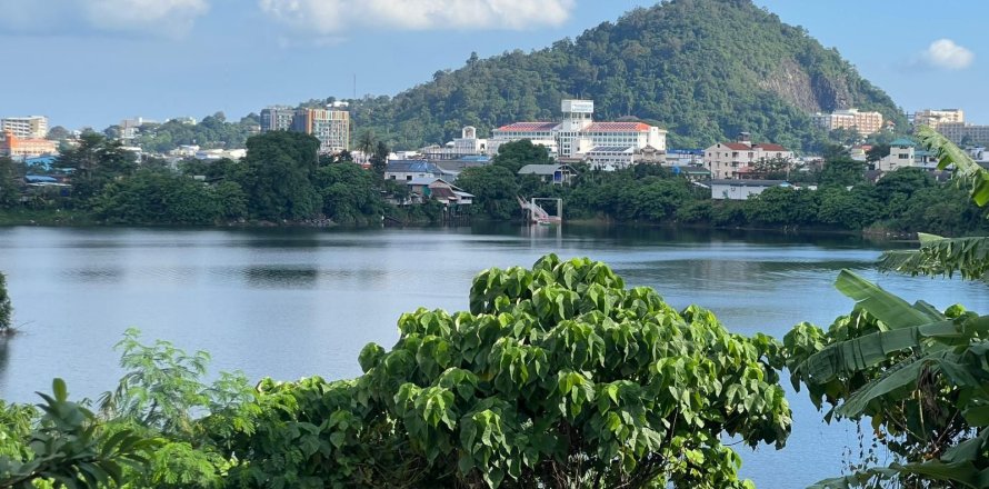 Commercial property in Phuket, Thailand № 149223