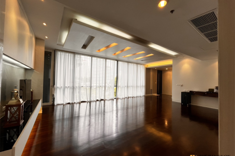 คอนโดมิเนียมในกรุงเทพฯ, ประเทศไทย, 4 ห้องนอน № 201915 - รูปถ่าย 2