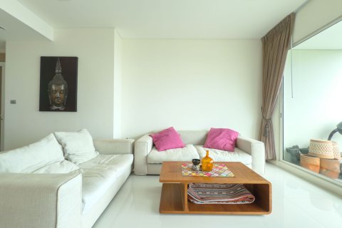 Condo in Pattaya, Thailand, 2 bedrooms  № 173080 - photo 17