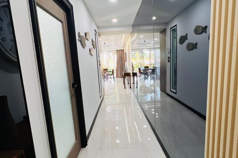 Студия в кондо в Паттайе, Таиланд № 173079 - фото 10