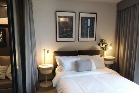 Condo in Bangkok, Thailand, 1 bedroom  № 116976 - photo 2