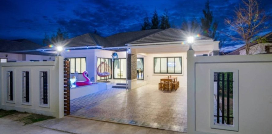 Вилла в Хуа Хине, Таиланд с 3 спальнями  № 151238