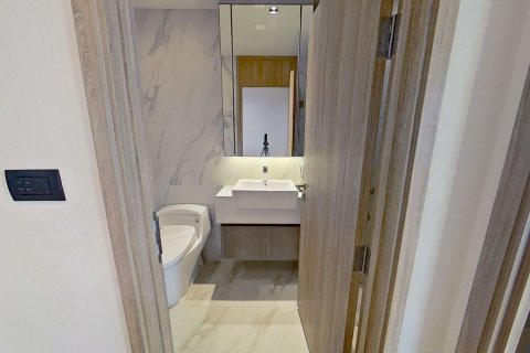 Condo in Watthana, Bangkok, Thailand, 2 bedrooms № 160646 - photo 9