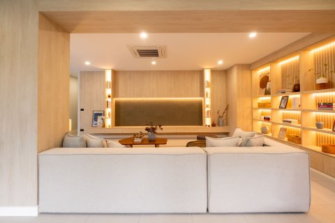 Villa in Chiang Mai, Thailand 6 bedrooms № 160642 - photo 18