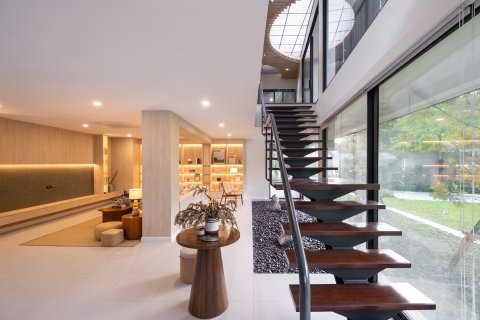 Villa in Chiang Mai, Thailand 6 bedrooms № 160642 - photo 24